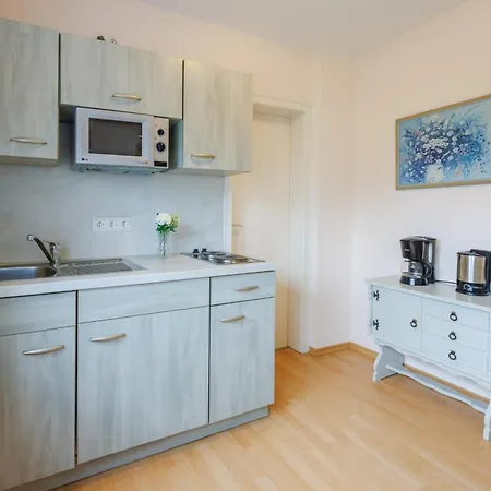 Gaestehaus Burghartswieser Inkl. Chiemgaukarte Апартаменты Рупольдинг
